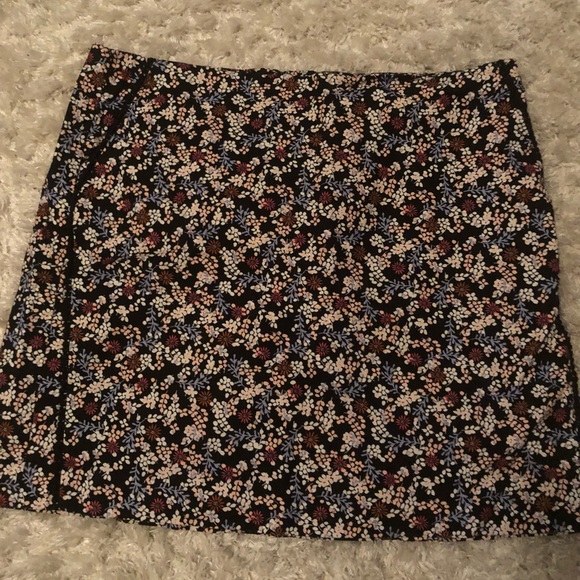 Loft floral skirt - Picture 1 of 8